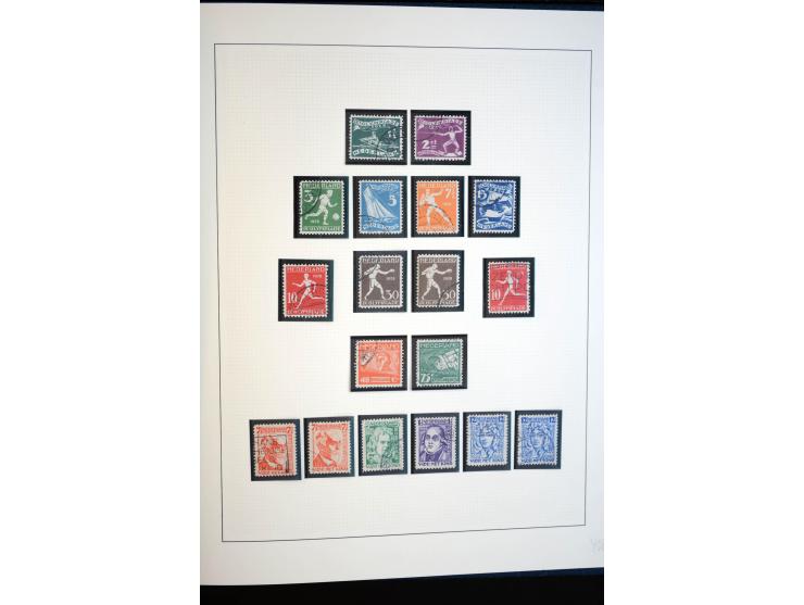 1852/1956,gestempelte 2bändige Sammlung, spezialisiert gesammelt, die erste Ausgabe nach Platten, später nach Zähnungen, dabe