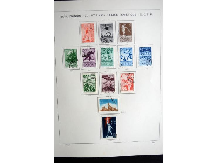 1858/1958, überwiegend gestempelte reichhaltige Sammlung mit guten Werten und Sätzen im Schaubek-Album und Einsteckbuch