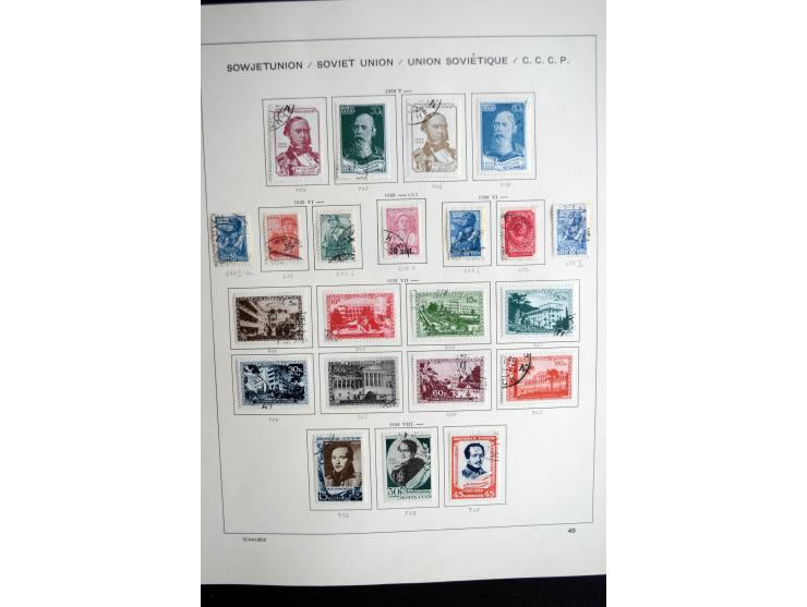 1858/1958, überwiegend gestempelte reichhaltige Sammlung mit guten Werten und Sätzen im Schaubek-Album und Einsteckbuch