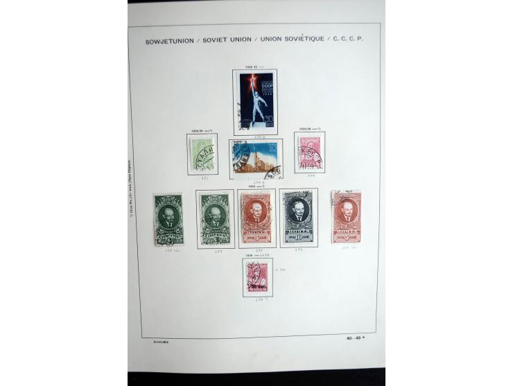1858/1958, überwiegend gestempelte reichhaltige Sammlung mit guten Werten und Sätzen im Schaubek-Album und Einsteckbuch