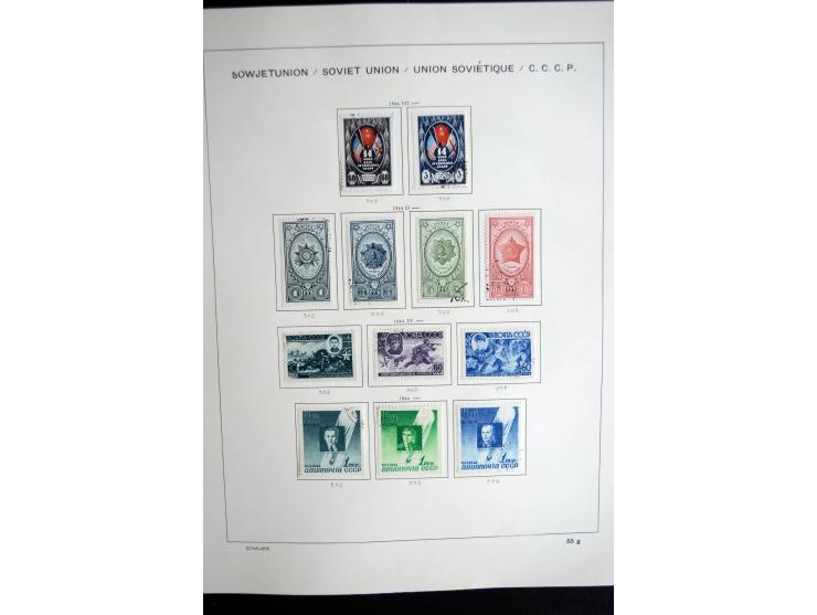 1858/1958, überwiegend gestempelte reichhaltige Sammlung mit guten Werten und Sätzen im Schaubek-Album und Einsteckbuch