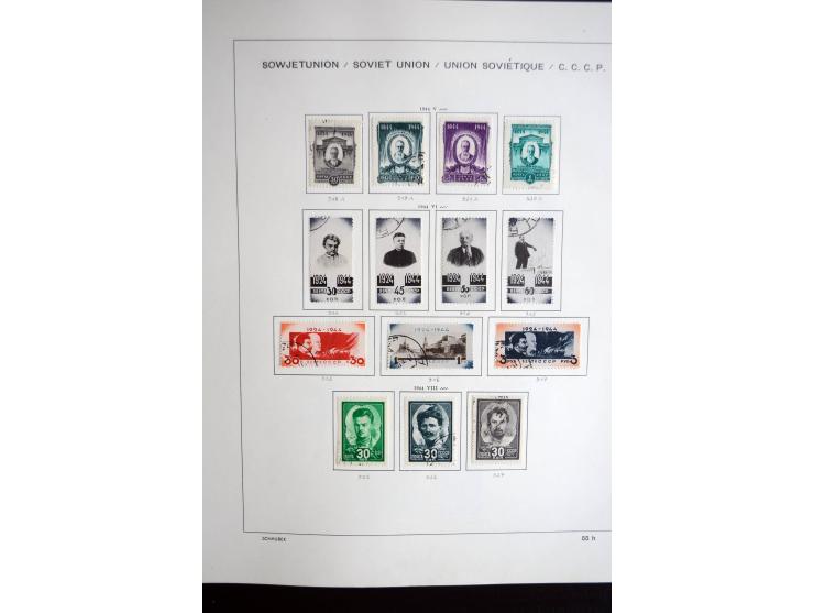 1858/1958, überwiegend gestempelte reichhaltige Sammlung mit guten Werten und Sätzen im Schaubek-Album und Einsteckbuch