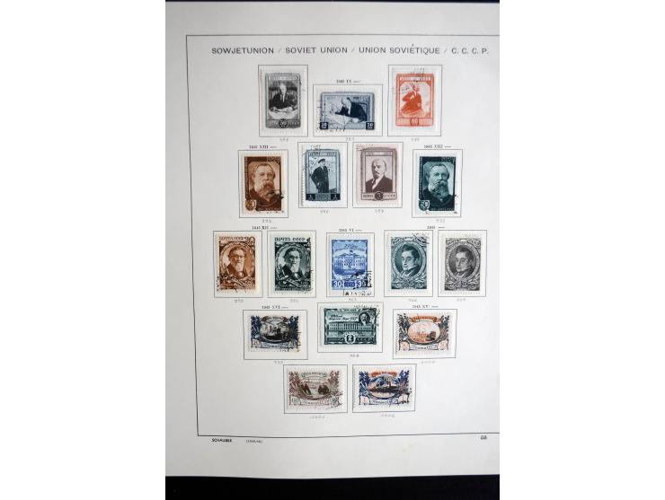 1858/1958, überwiegend gestempelte reichhaltige Sammlung mit guten Werten und Sätzen im Schaubek-Album und Einsteckbuch