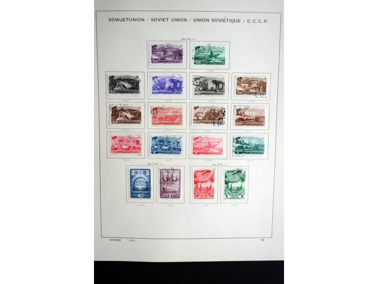 1858/1958, überwiegend gestempelte reichhaltige Sammlung mit guten Werten und Sätzen im Schaubek-Album und Einsteckbuch