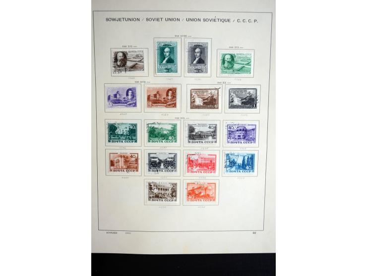 1858/1958, überwiegend gestempelte reichhaltige Sammlung mit guten Werten und Sätzen im Schaubek-Album und Einsteckbuch