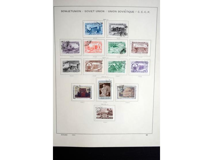 1858/1958, überwiegend gestempelte reichhaltige Sammlung mit guten Werten und Sätzen im Schaubek-Album und Einsteckbuch