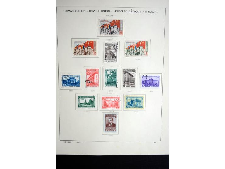1858/1958, überwiegend gestempelte reichhaltige Sammlung mit guten Werten und Sätzen im Schaubek-Album und Einsteckbuch