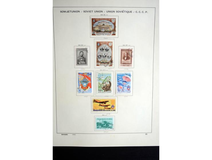 1858/1958, überwiegend gestempelte reichhaltige Sammlung mit guten Werten und Sätzen im Schaubek-Album und Einsteckbuch