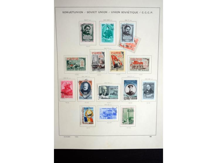 1858/1958, überwiegend gestempelte reichhaltige Sammlung mit guten Werten und Sätzen im Schaubek-Album und Einsteckbuch