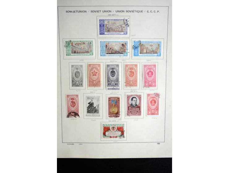 1858/1958, überwiegend gestempelte reichhaltige Sammlung mit guten Werten und Sätzen im Schaubek-Album und Einsteckbuch