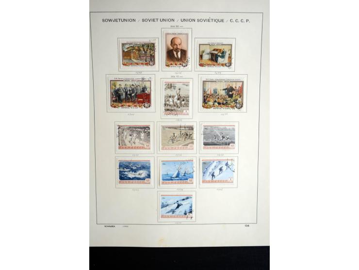 1858/1958, überwiegend gestempelte reichhaltige Sammlung mit guten Werten und Sätzen im Schaubek-Album und Einsteckbuch