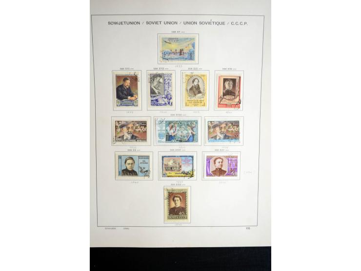 1858/1958, überwiegend gestempelte reichhaltige Sammlung mit guten Werten und Sätzen im Schaubek-Album und Einsteckbuch