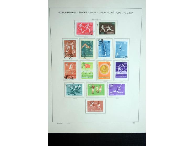 1858/1958, überwiegend gestempelte reichhaltige Sammlung mit guten Werten und Sätzen im Schaubek-Album und Einsteckbuch