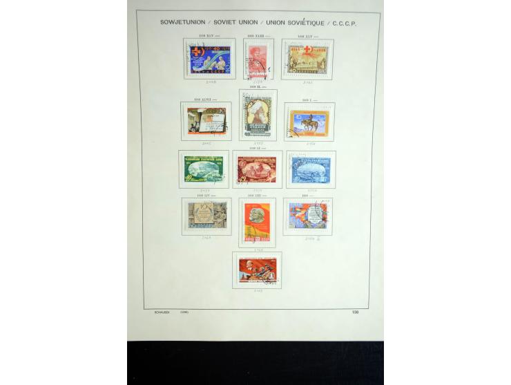 1858/1958, überwiegend gestempelte reichhaltige Sammlung mit guten Werten und Sätzen im Schaubek-Album und Einsteckbuch