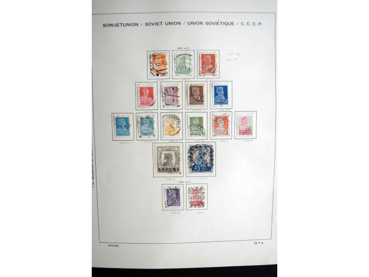 1858/1958, überwiegend gestempelte reichhaltige Sammlung mit guten Werten und Sätzen im Schaubek-Album und Einsteckbuch