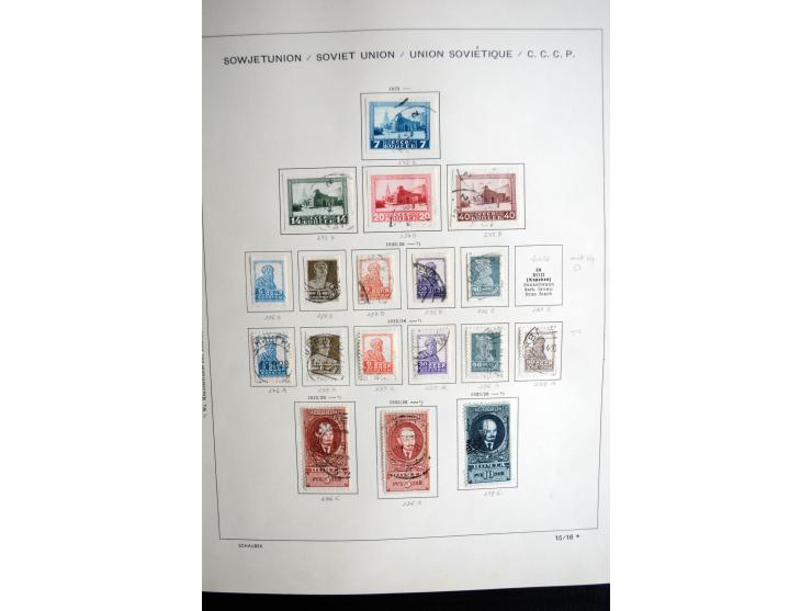 1858/1958, überwiegend gestempelte reichhaltige Sammlung mit guten Werten und Sätzen im Schaubek-Album und Einsteckbuch