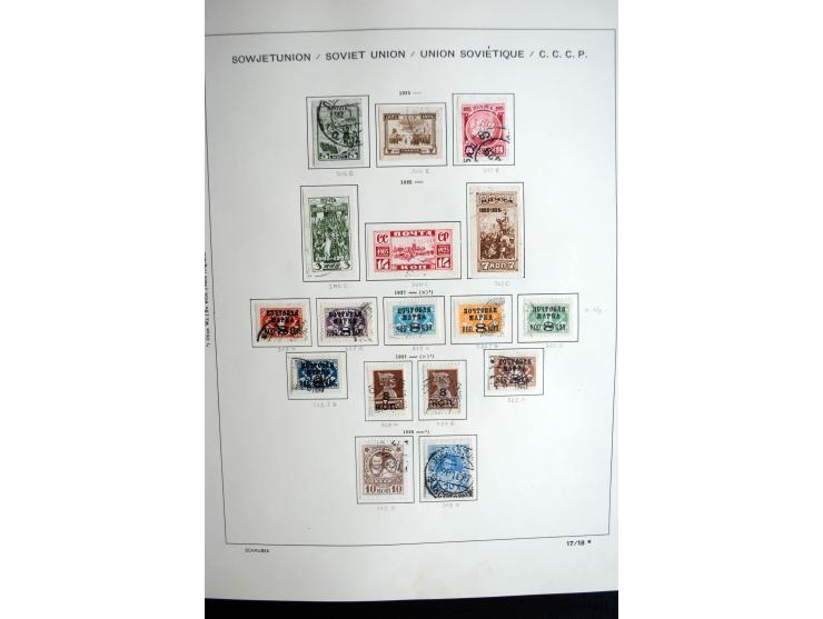 1858/1958, überwiegend gestempelte reichhaltige Sammlung mit guten Werten und Sätzen im Schaubek-Album und Einsteckbuch