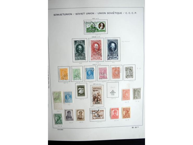 1858/1958, überwiegend gestempelte reichhaltige Sammlung mit guten Werten und Sätzen im Schaubek-Album und Einsteckbuch