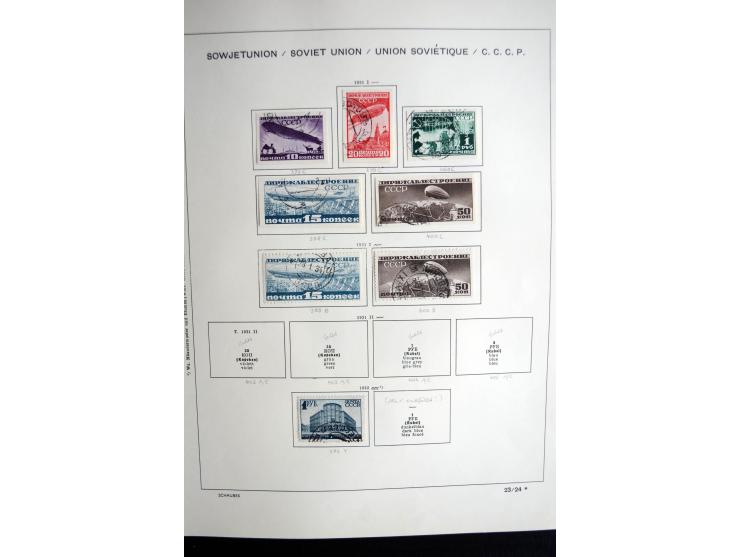 1858/1958, überwiegend gestempelte reichhaltige Sammlung mit guten Werten und Sätzen im Schaubek-Album und Einsteckbuch