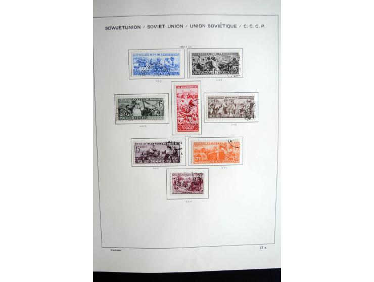1858/1958, überwiegend gestempelte reichhaltige Sammlung mit guten Werten und Sätzen im Schaubek-Album und Einsteckbuch