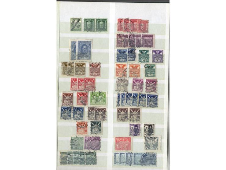 1860/1995 (ca.), ungebrauchte und gestempelte Partie mit Doubletten, dabei auch einige andere Länder; im Einsteckbuch