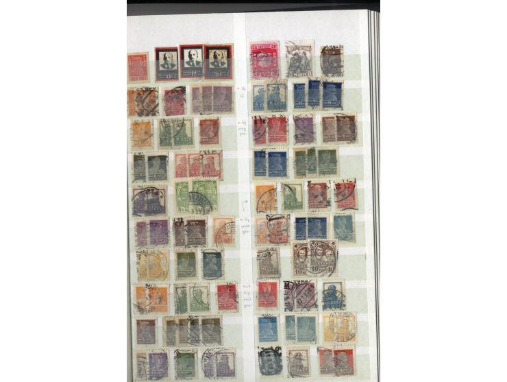 1860/1995 (ca.), ungebrauchte und gestempelte Partie mit Doubletten, dabei auch einige andere Länder; im Einsteckbuch