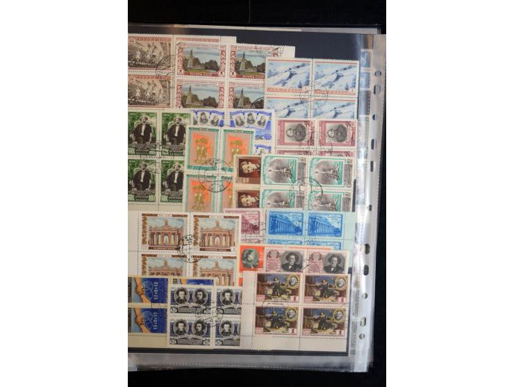 1937/60, meist postfrischer und gestempelter Bestand Viererblocks mit einigen besseren Ausgaben, dazu diverse gestempelte Bog