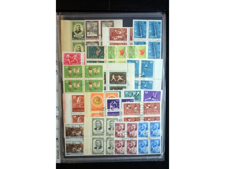 1937/60, meist postfrischer und gestempelter Bestand Viererblocks mit einigen besseren Ausgaben, dazu diverse gestempelte Bog