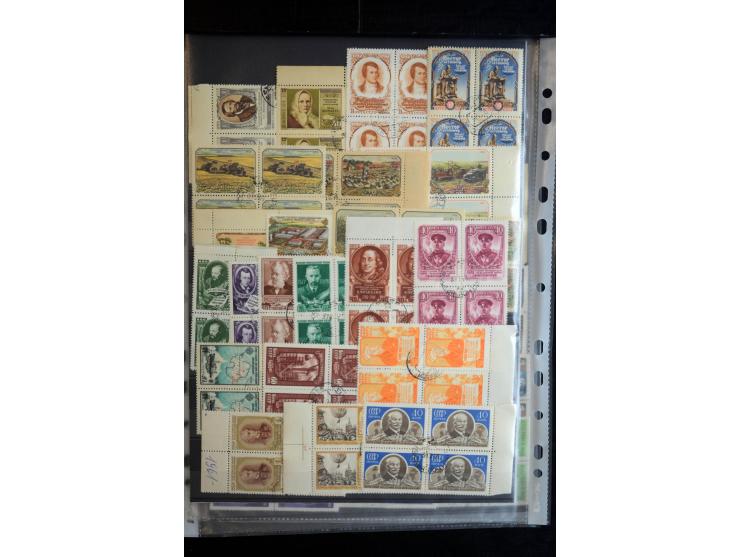 1937/60, meist postfrischer und gestempelter Bestand Viererblocks mit einigen besseren Ausgaben, dazu diverse gestempelte Bog