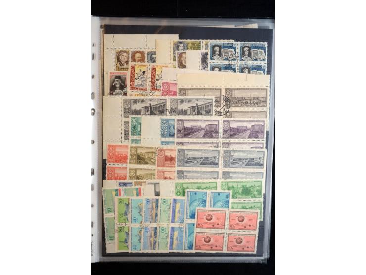 1937/60, meist postfrischer und gestempelter Bestand Viererblocks mit einigen besseren Ausgaben, dazu diverse gestempelte Bog