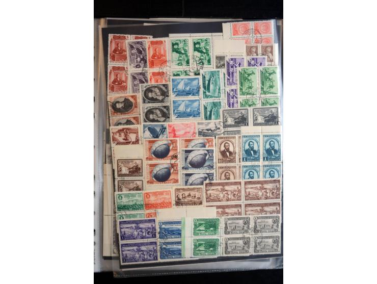 1937/60, meist postfrischer und gestempelter Bestand Viererblocks mit einigen besseren Ausgaben, dazu diverse gestempelte Bog
