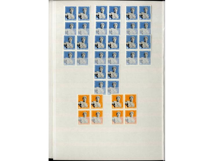 1881/1960 (ca.), postfrische Partie 4er-Blocks im steckbuch, dabei u.a. Mi.-Nr. 142, 194-97z, 301yI, 328-30v und w sowie Pax 