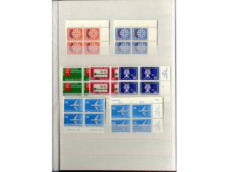1881/1960 (ca.), postfrische Partie 4er-Blocks im steckbuch, dabei u.a. Mi.-Nr. 142, 194-97z, 301yI, 328-30v und w sowie Pax 