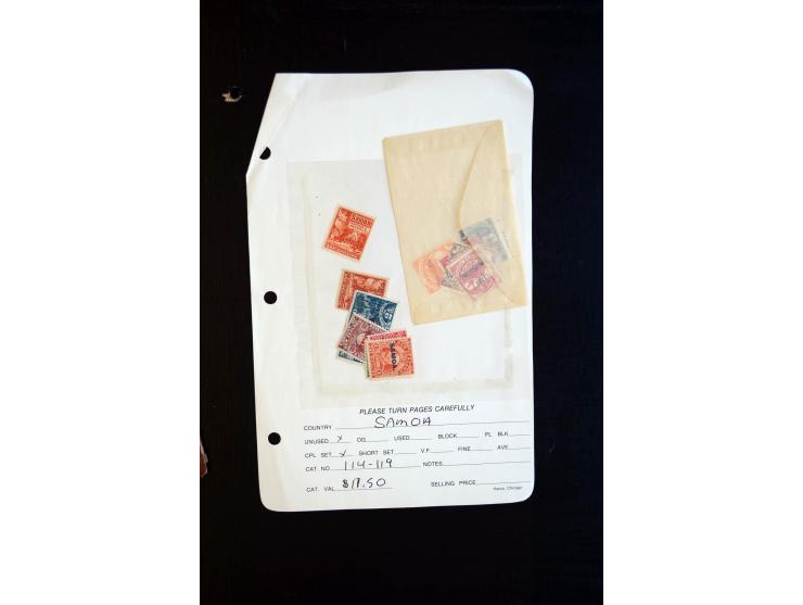 1854/1976, hochinteressanter Bestand von Lagerbüchern, Teilsammlung, viel Material in Tütchen und auf Loskarten, dabei gute T
