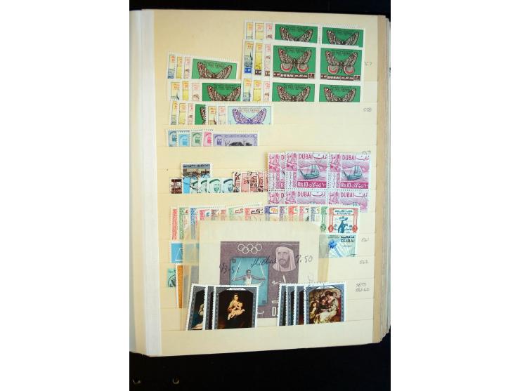 1854/1976, hochinteressanter Bestand von Lagerbüchern, Teilsammlung, viel Material in Tütchen und auf Loskarten, dabei gute T