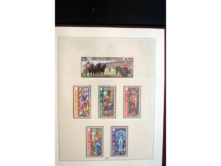 1886/2006, schöne ungebrauchte und postfrische Sammlung mit vielen besseren Werten u.a. 5, 6, 15-21, 22-29, 33-36, 37-45, 53-