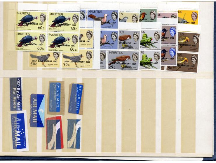 1858/1988 (ca.), postfrische, ungebrauchte und gestempelte Partie im Steckbuch, dabei diverse bessere Werte, ex Sammlung "Fra
