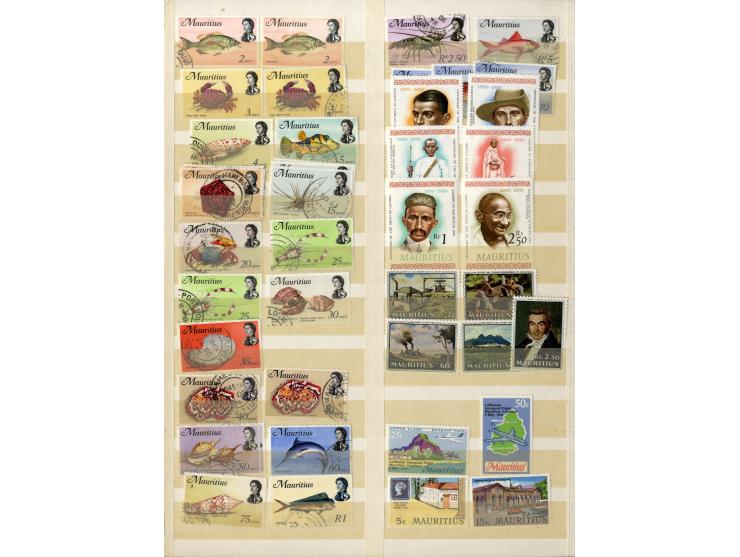 1858/1988 (ca.), postfrische, ungebrauchte und gestempelte Partie im Steckbuch, dabei diverse bessere Werte, ex Sammlung "Fra