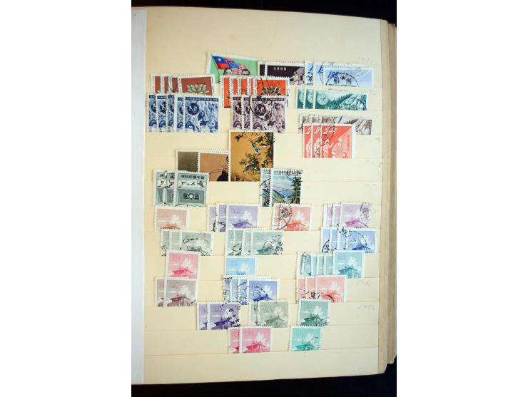 1878/1980, hochinteressanter Bestand ungebrauchter und gestempelter Bestand ab Klassik mit vielen guten Ausgaben, dabei Mi.-N