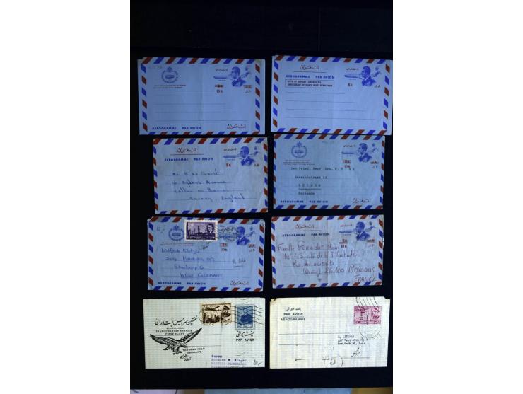 1880/1950 (ca.), etwa 30 bessere Briefe sowie diverse Marken und Briefstücke, dabei britische und türkische Post, Zensur, bes