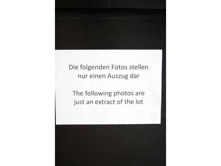 1945/89, doppelt, postfrisch und gestempelte zusammengetragene Sammlung in 4 Leuchtturm-Klemmbindern, dabei alle Sondermarken