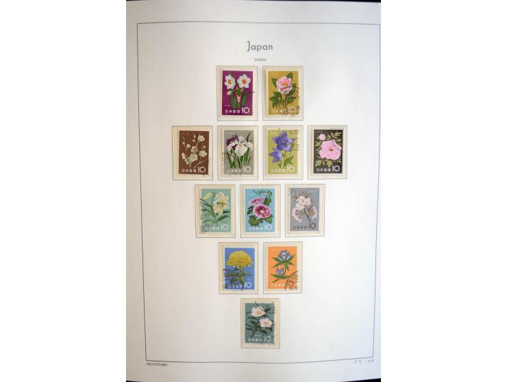1945/89, doppelt, postfrisch und gestempelte zusammengetragene Sammlung in 4 Leuchtturm-Klemmbindern, dabei alle Sondermarken