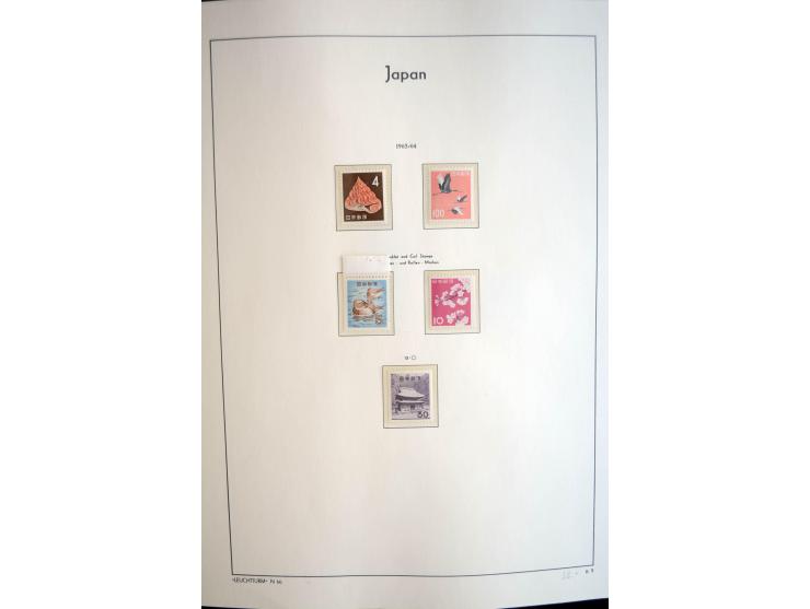 1945/89, doppelt, postfrisch und gestempelte zusammengetragene Sammlung in 4 Leuchtturm-Klemmbindern, dabei alle Sondermarken