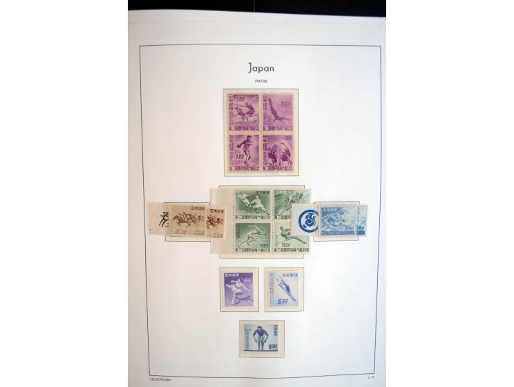 1945/89, doppelt, postfrisch und gestempelte zusammengetragene Sammlung in 4 Leuchtturm-Klemmbindern, dabei alle Sondermarken