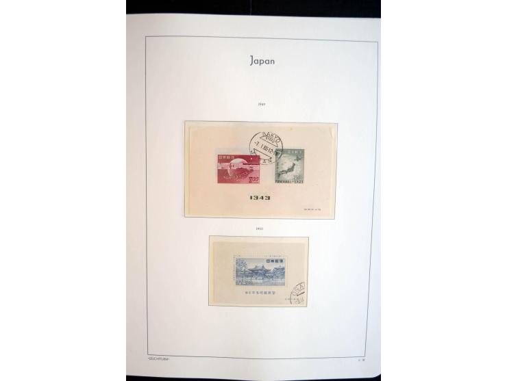 1945/89, doppelt, postfrisch und gestempelte zusammengetragene Sammlung in 4 Leuchtturm-Klemmbindern, dabei alle Sondermarken