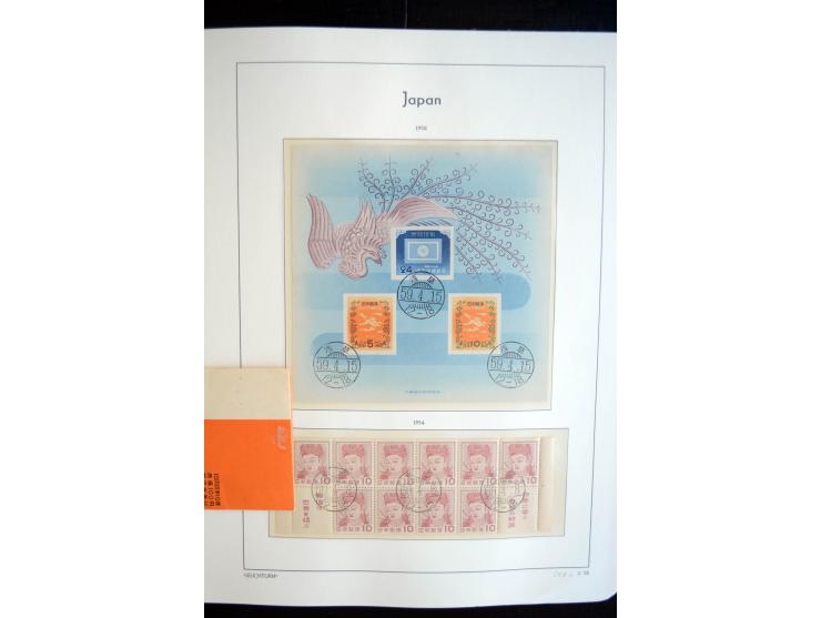 1945/89, doppelt, postfrisch und gestempelte zusammengetragene Sammlung in 4 Leuchtturm-Klemmbindern, dabei alle Sondermarken