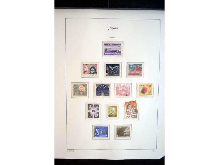 1945/89, doppelt, postfrisch und gestempelte zusammengetragene Sammlung in 4 Leuchtturm-Klemmbindern, dabei alle Sondermarken