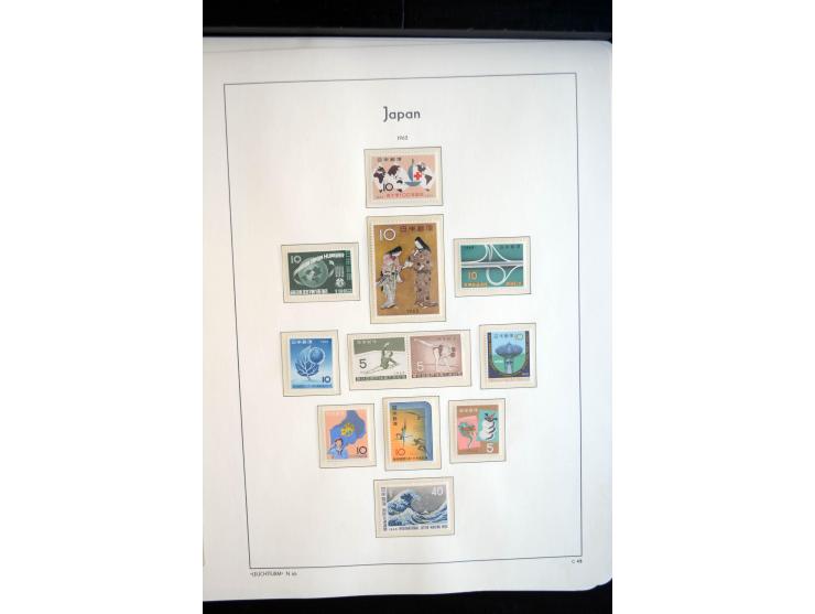 1945/89, doppelt, postfrisch und gestempelte zusammengetragene Sammlung in 4 Leuchtturm-Klemmbindern, dabei alle Sondermarken