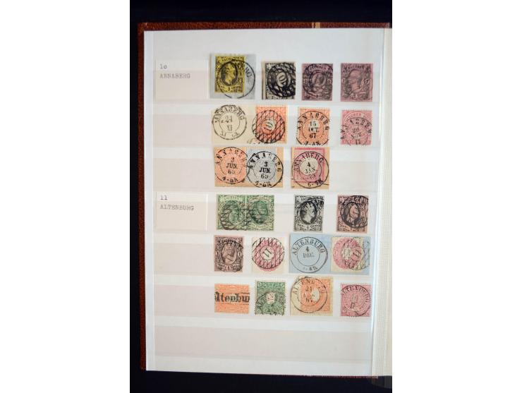 NUMMERN- UND ORTSSTEMPEL: Sehr schöne Sammlung mit ingesamt ca. 1700 Marken und Briefstücken in 7 kleinen Steckbüchern; gesam