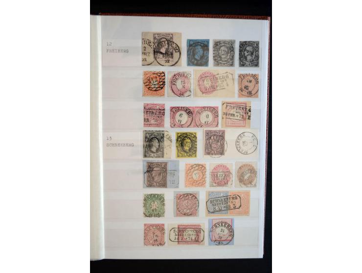 NUMMERN- UND ORTSSTEMPEL: Sehr schöne Sammlung mit ingesamt ca. 1700 Marken und Briefstücken in 7 kleinen Steckbüchern; gesam